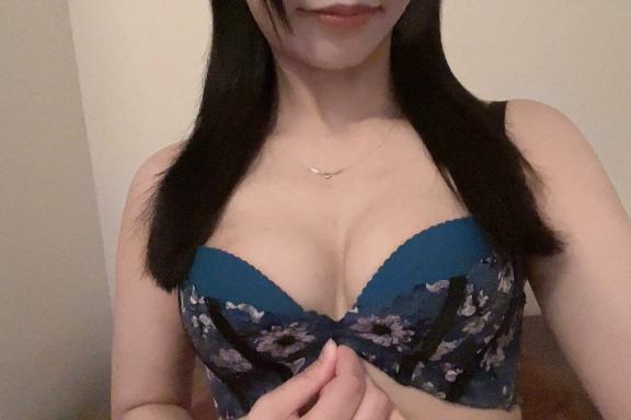 さら◆黒髪アイドル系美少女♡